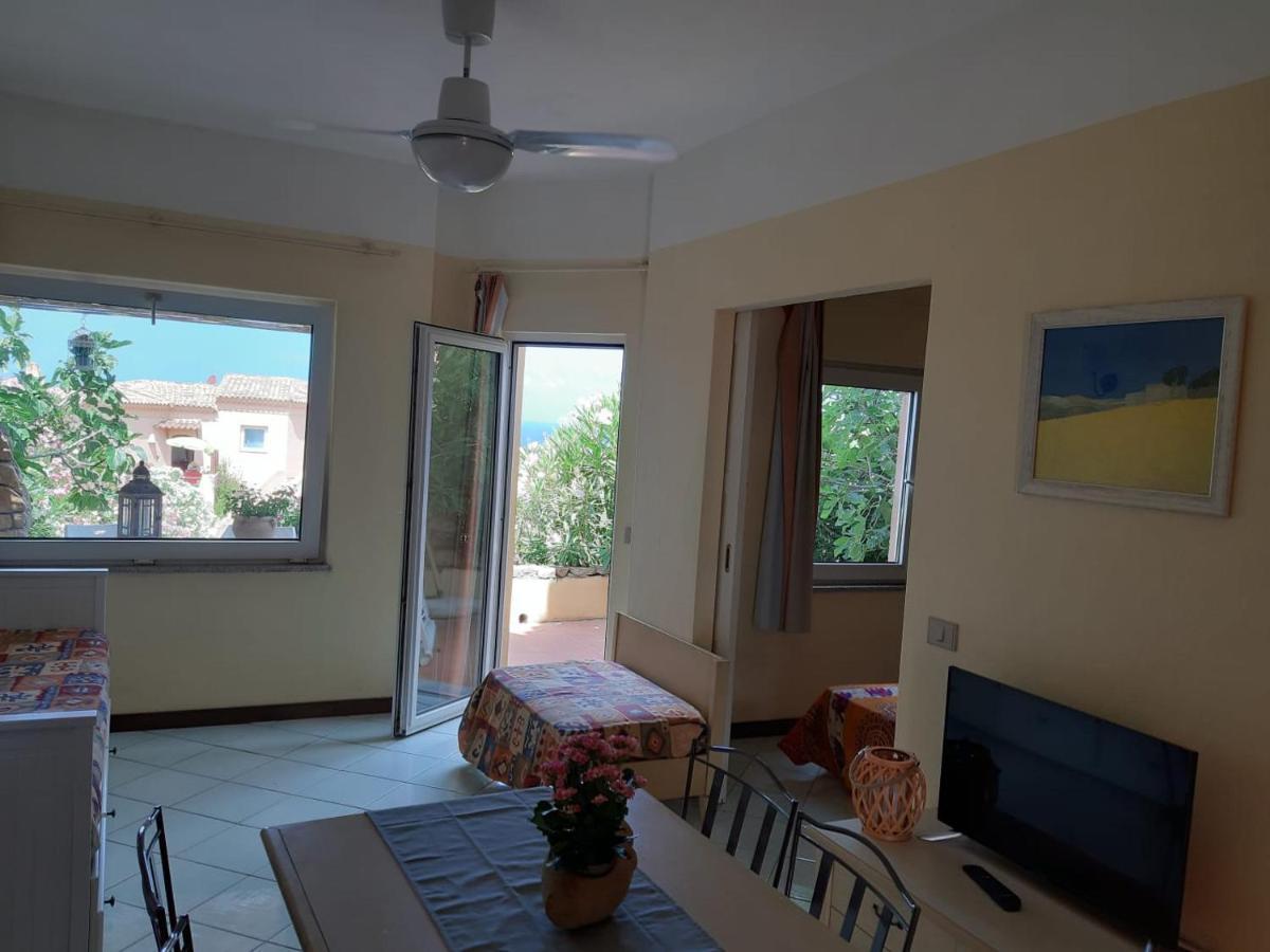 Appartamento Panoramico Calarossa Sardegna Изола-Росса Экстерьер фото
