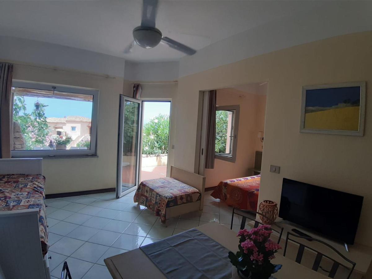 Appartamento Panoramico Calarossa Sardegna Изола-Росса Экстерьер фото